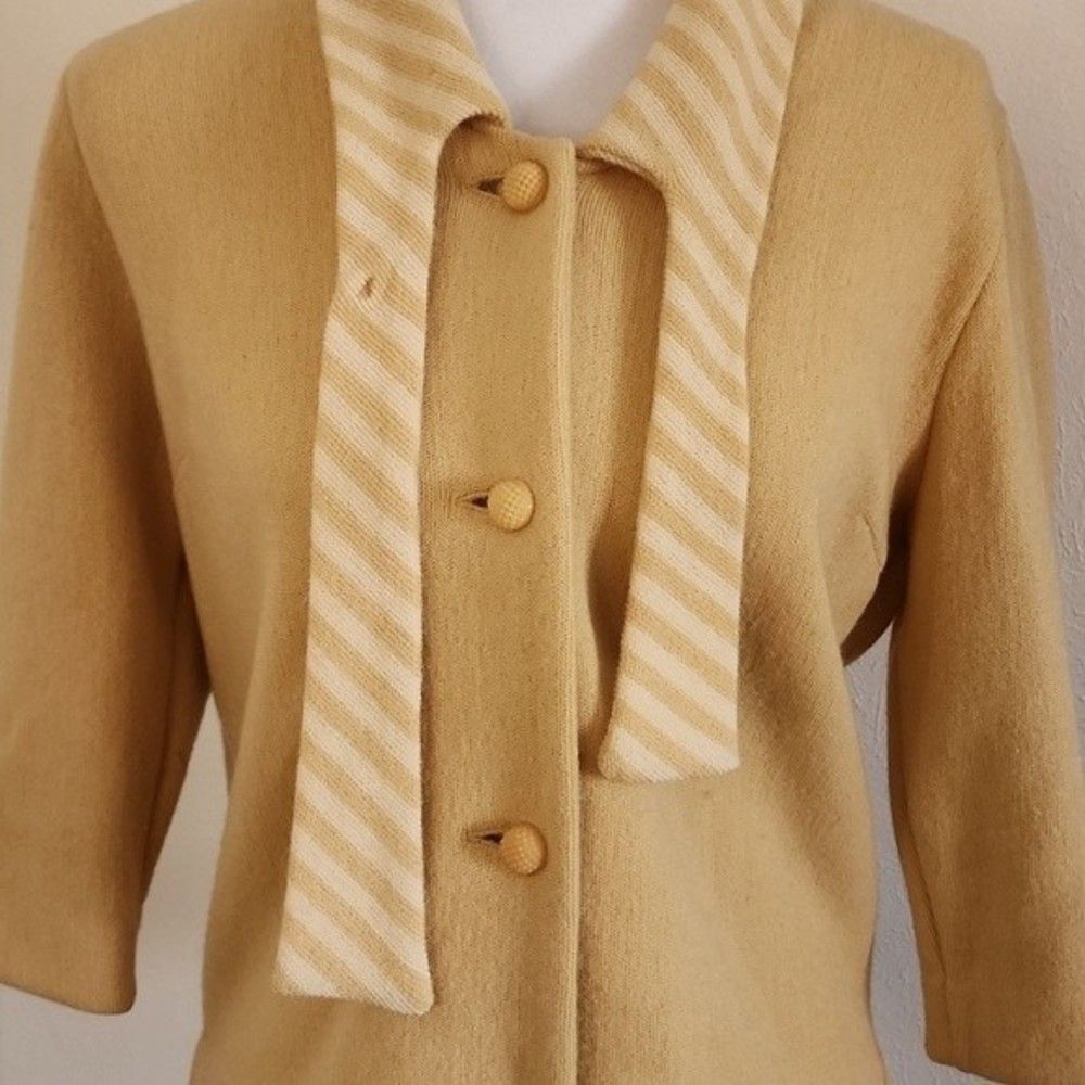 Knitwear by Glasgo LTD Vintage 1950's retro wool mohair mix mid sleeve cardigan - Picture 8 of 12